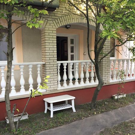 Stella Apartman Debrecen Ngoại thất bức ảnh