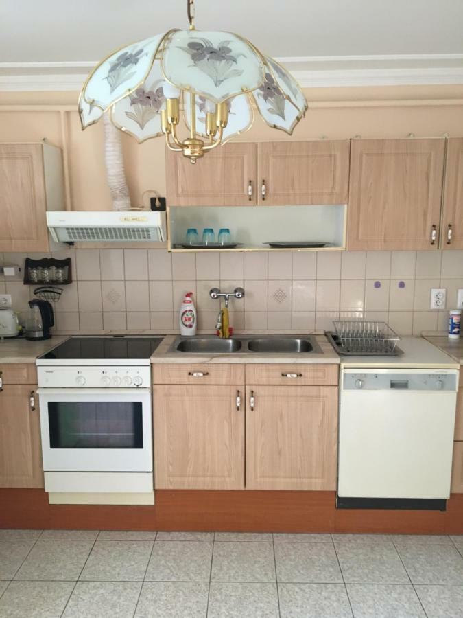 Stella Apartman Debrecen Ngoại thất bức ảnh