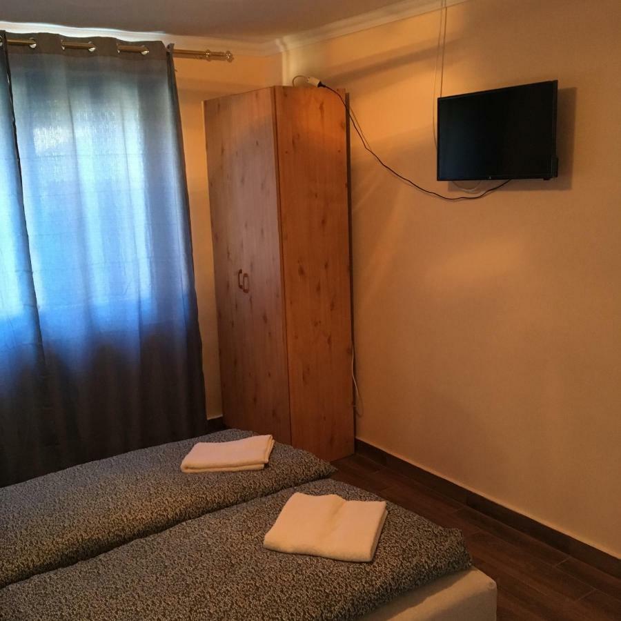 Stella Apartman Debrecen Ngoại thất bức ảnh