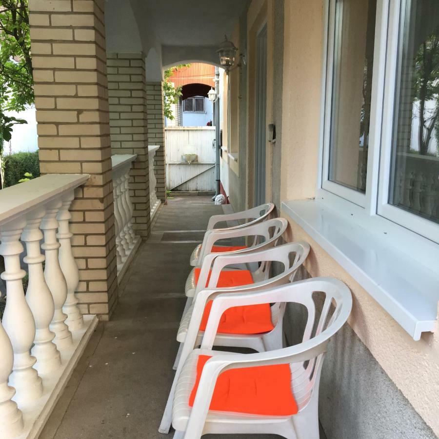 Stella Apartman Debrecen Ngoại thất bức ảnh
