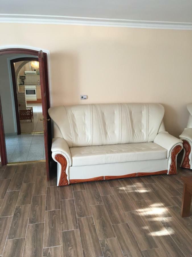 Stella Apartman Debrecen Ngoại thất bức ảnh
